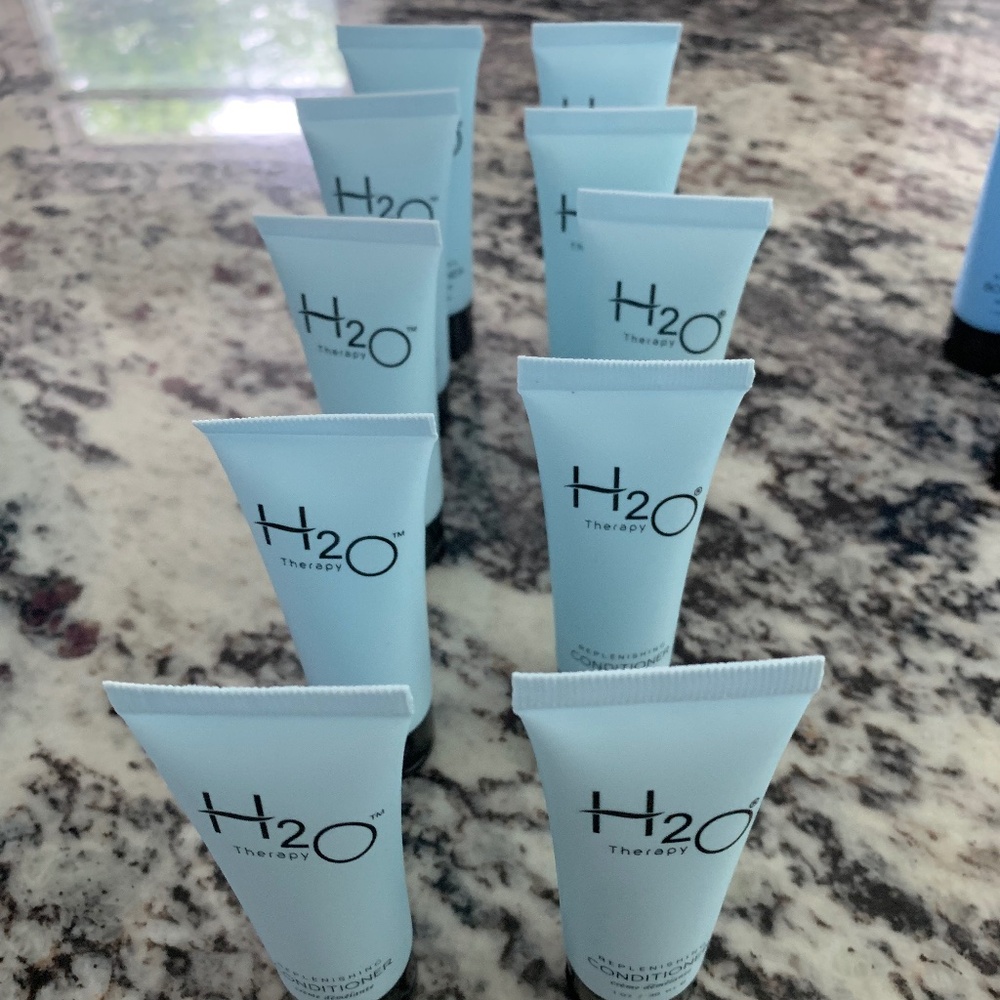 10 Bottles of H2O Therapy Conditioner